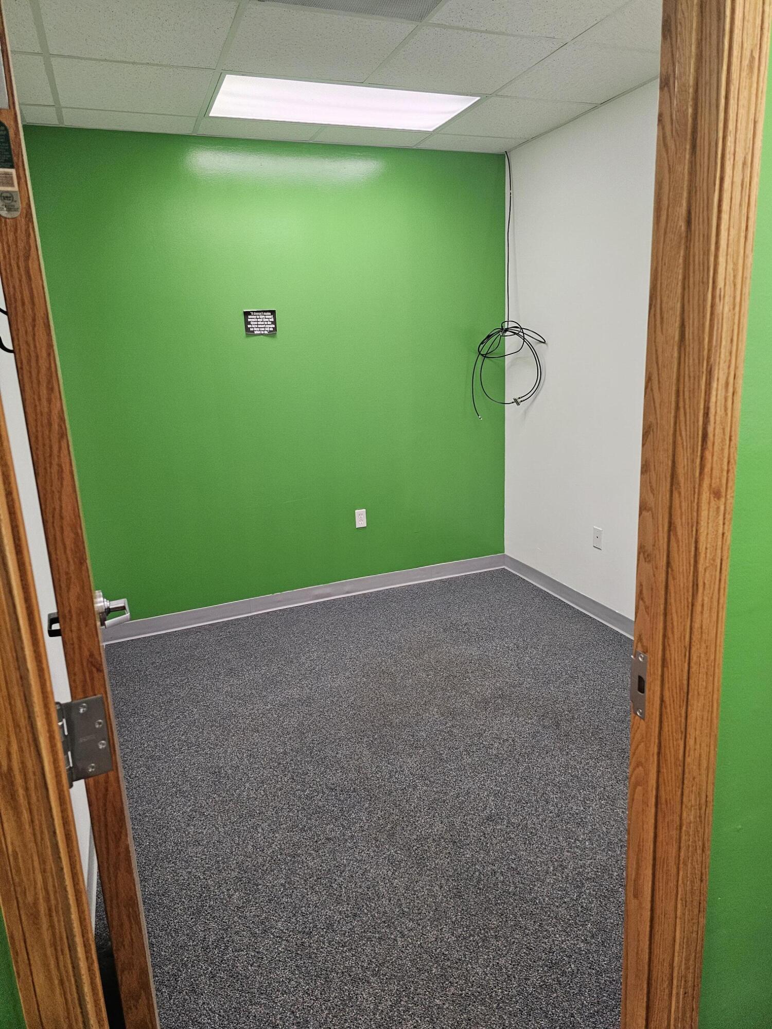 412 Broadway N Property Photo 6