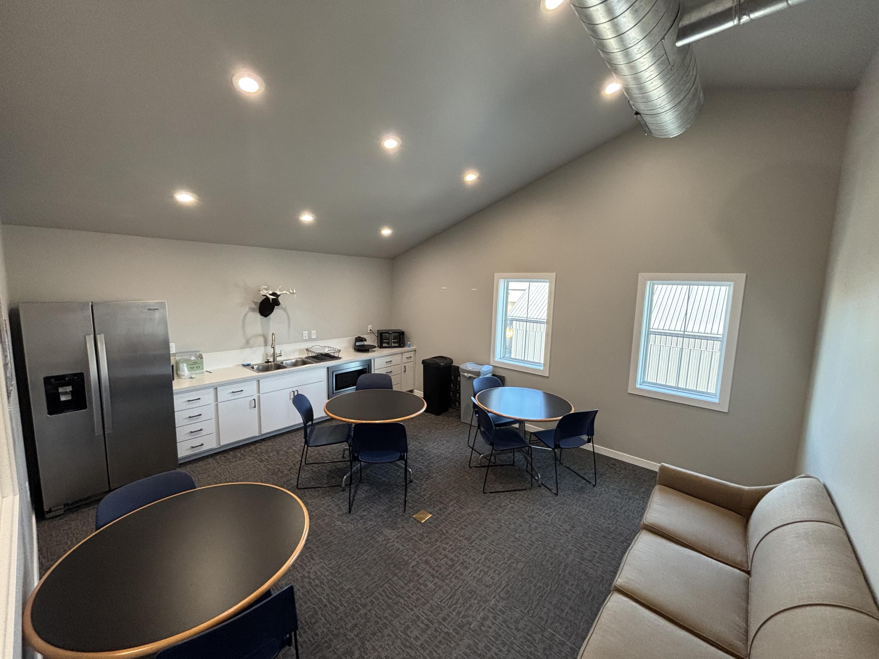 9775 Industrial Drive Property Photo 3