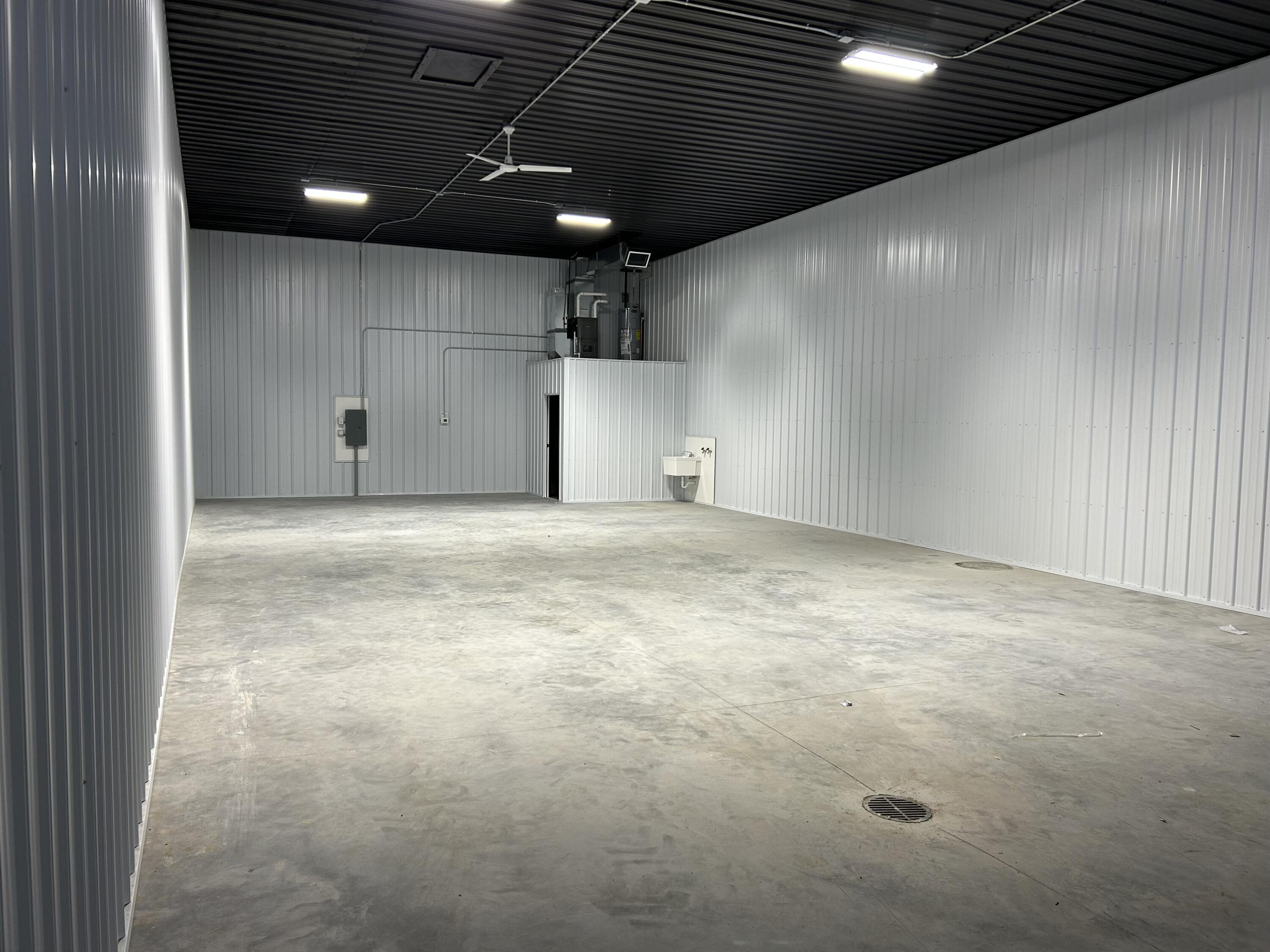 22381 Hwy 10 Unit B Property Photo 4