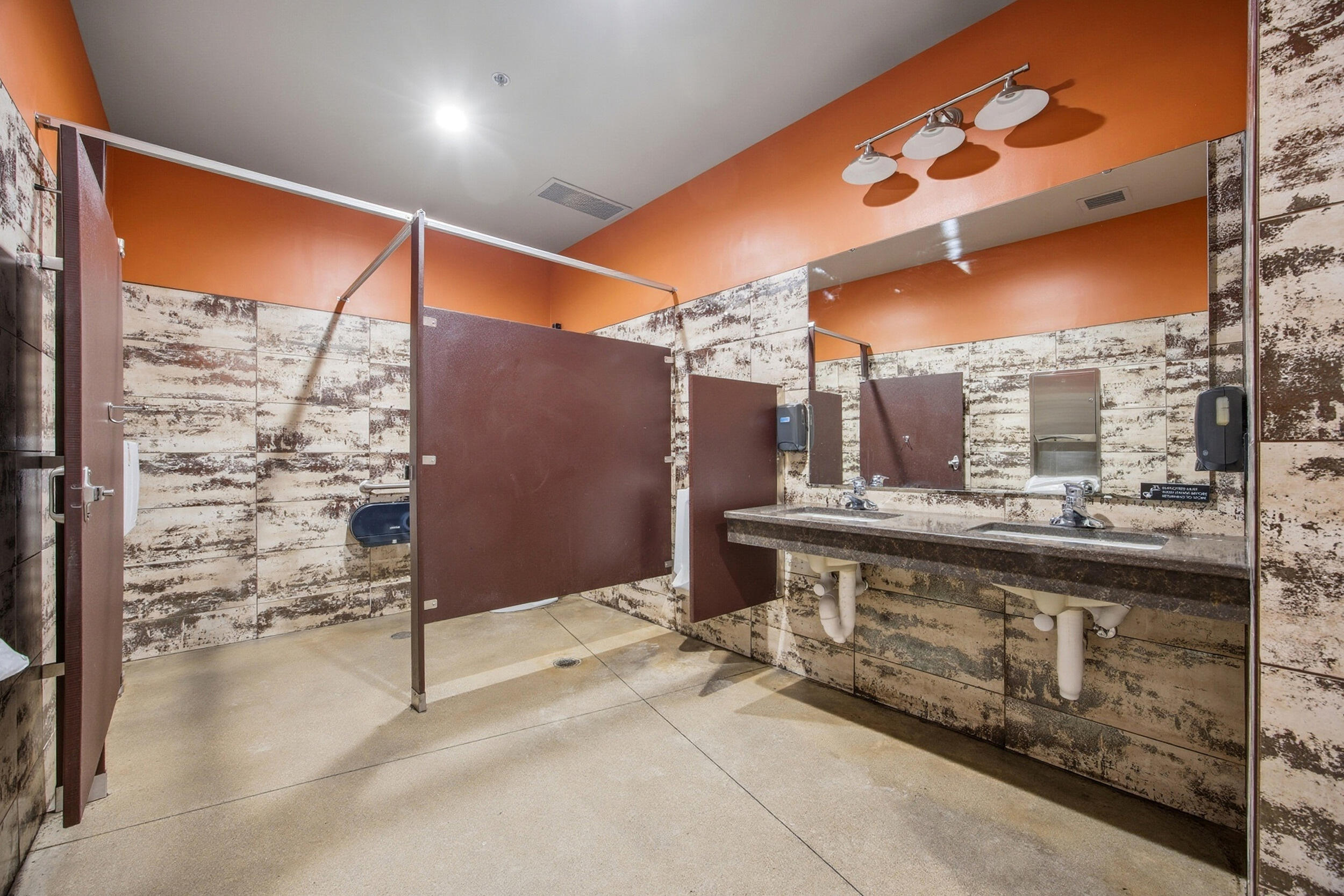 635 2nd Avenue N Property Photo 12