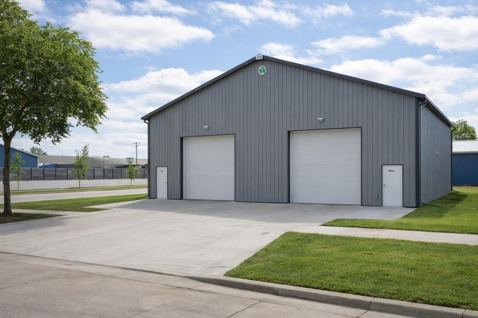700 College Street Property Photo 1