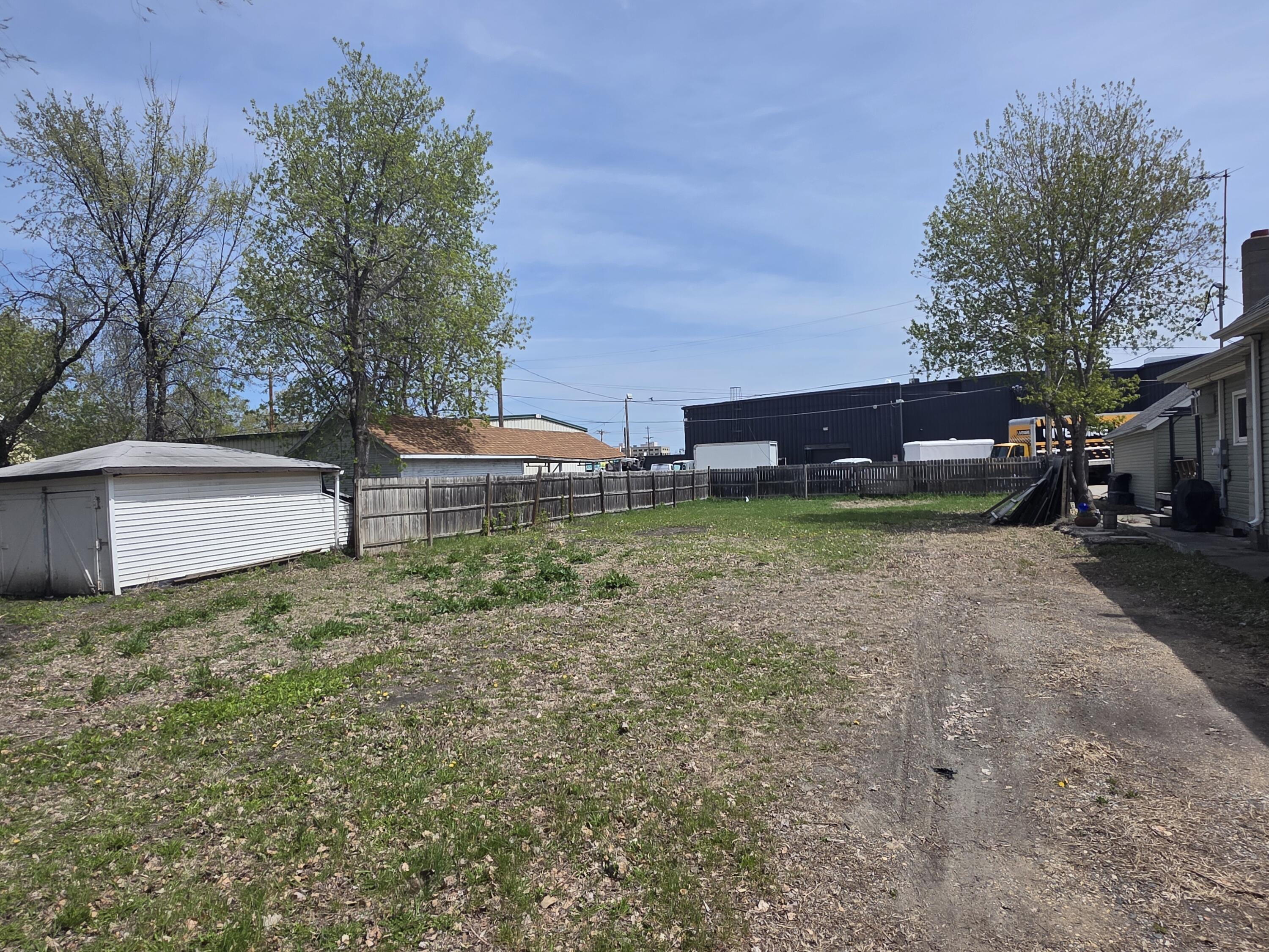17 14th Street N Property Photo 3