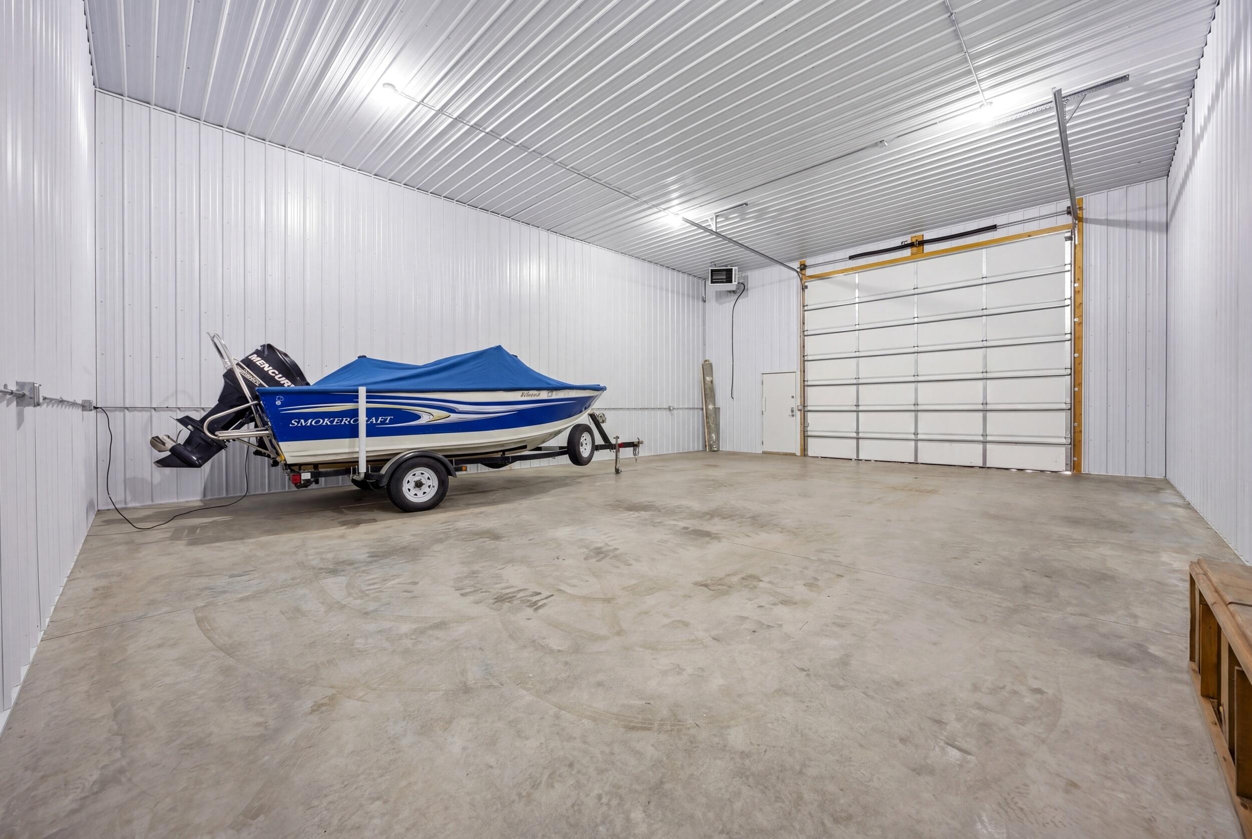 48714 County Highway 17 Property Photo 4