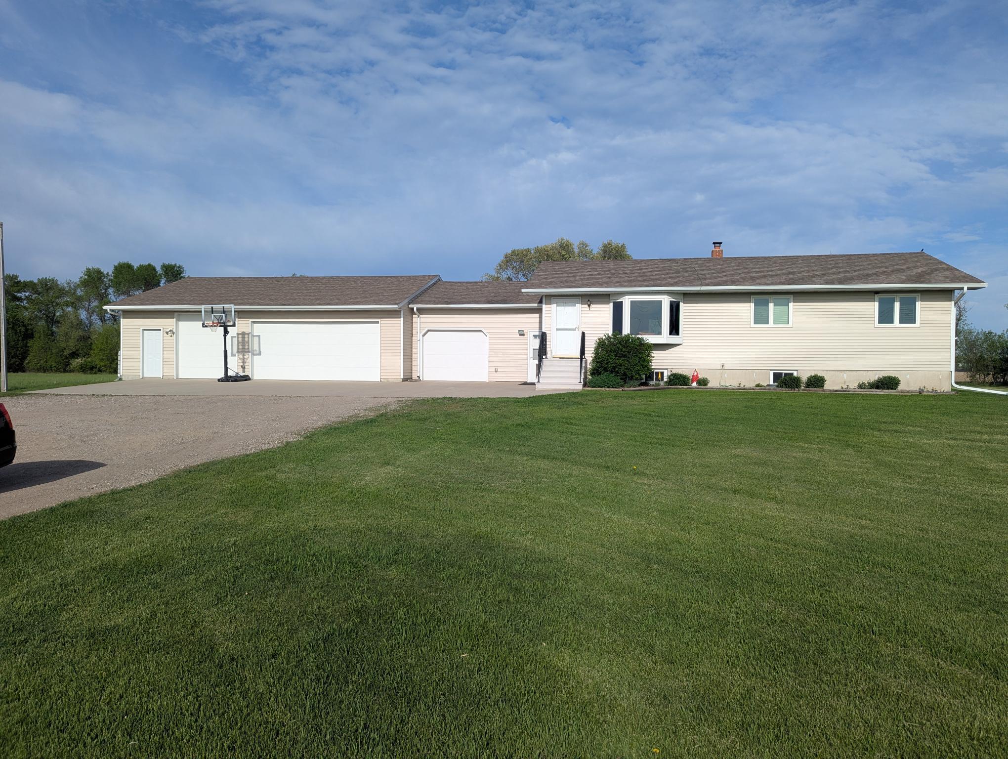 9805 57th Street S Property Photo 1
