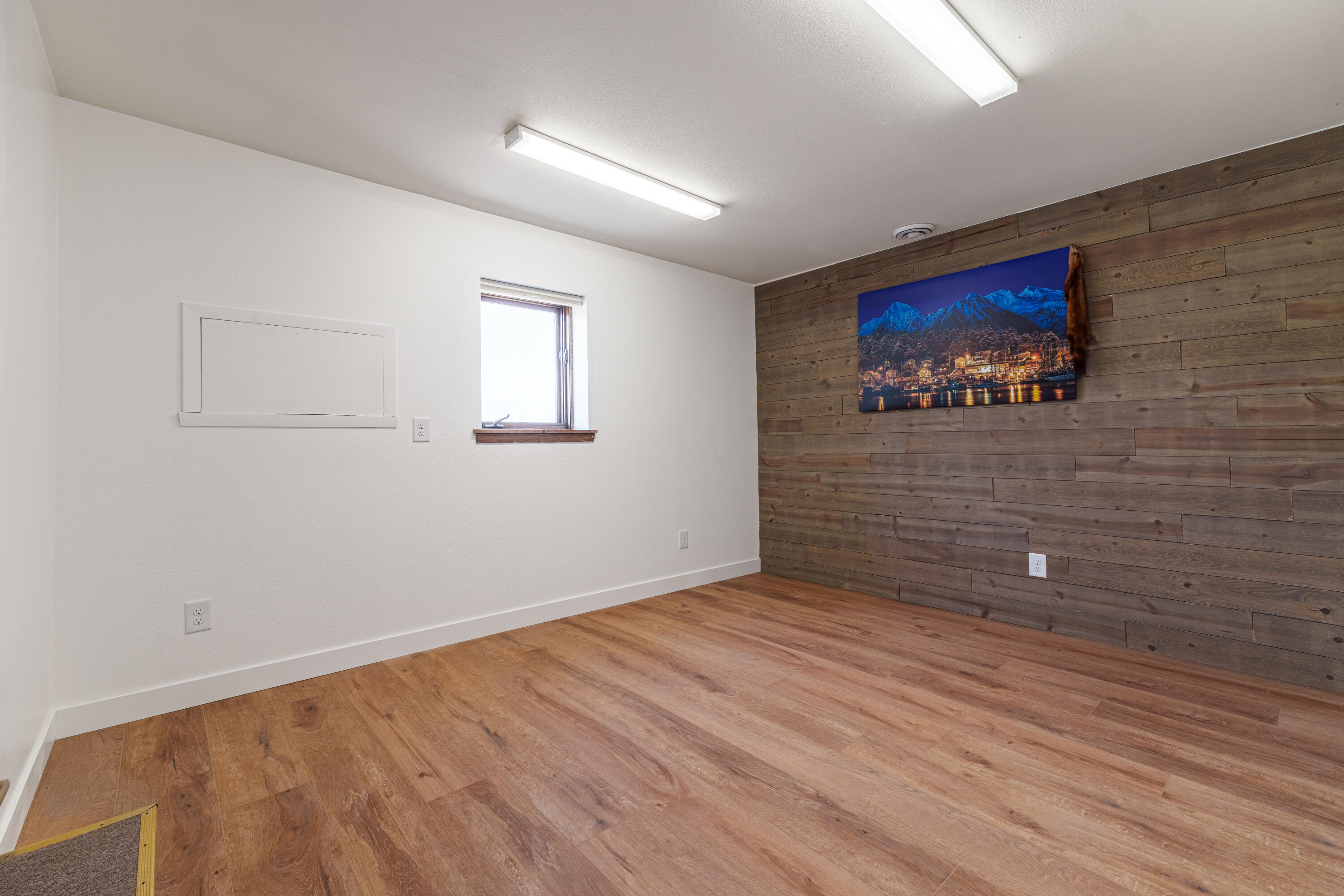 102 Morrison Street Property Photo 4