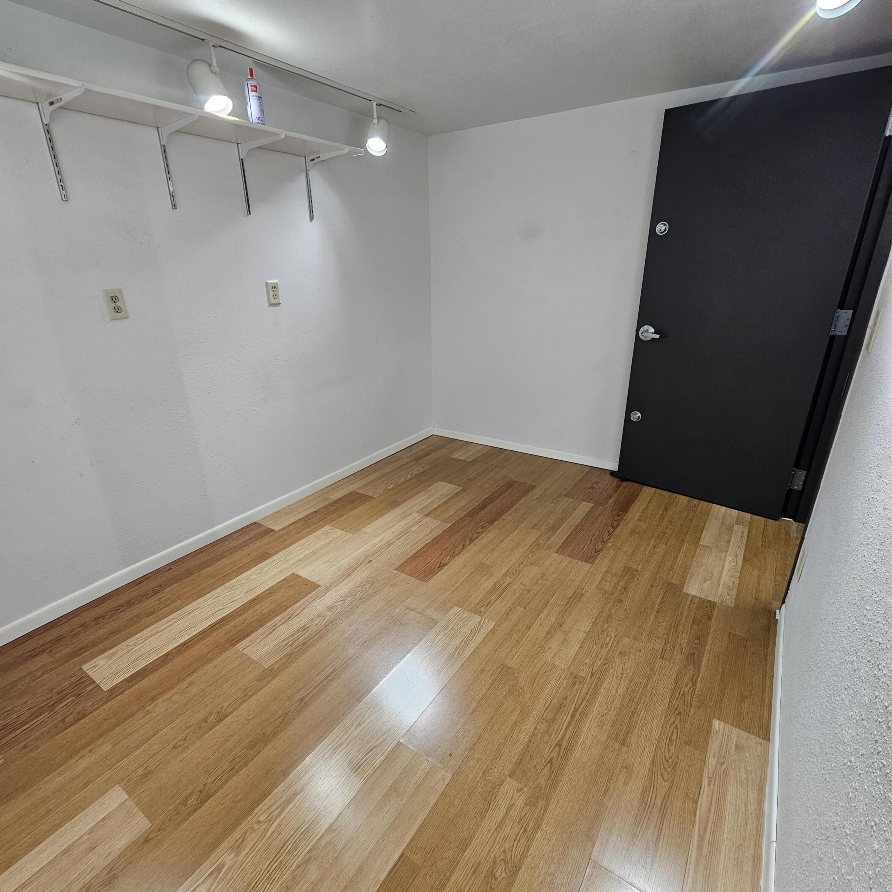 2425 Main Avenue Property Photo 6