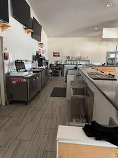 24 Caledonia Avenue Property Photo 8