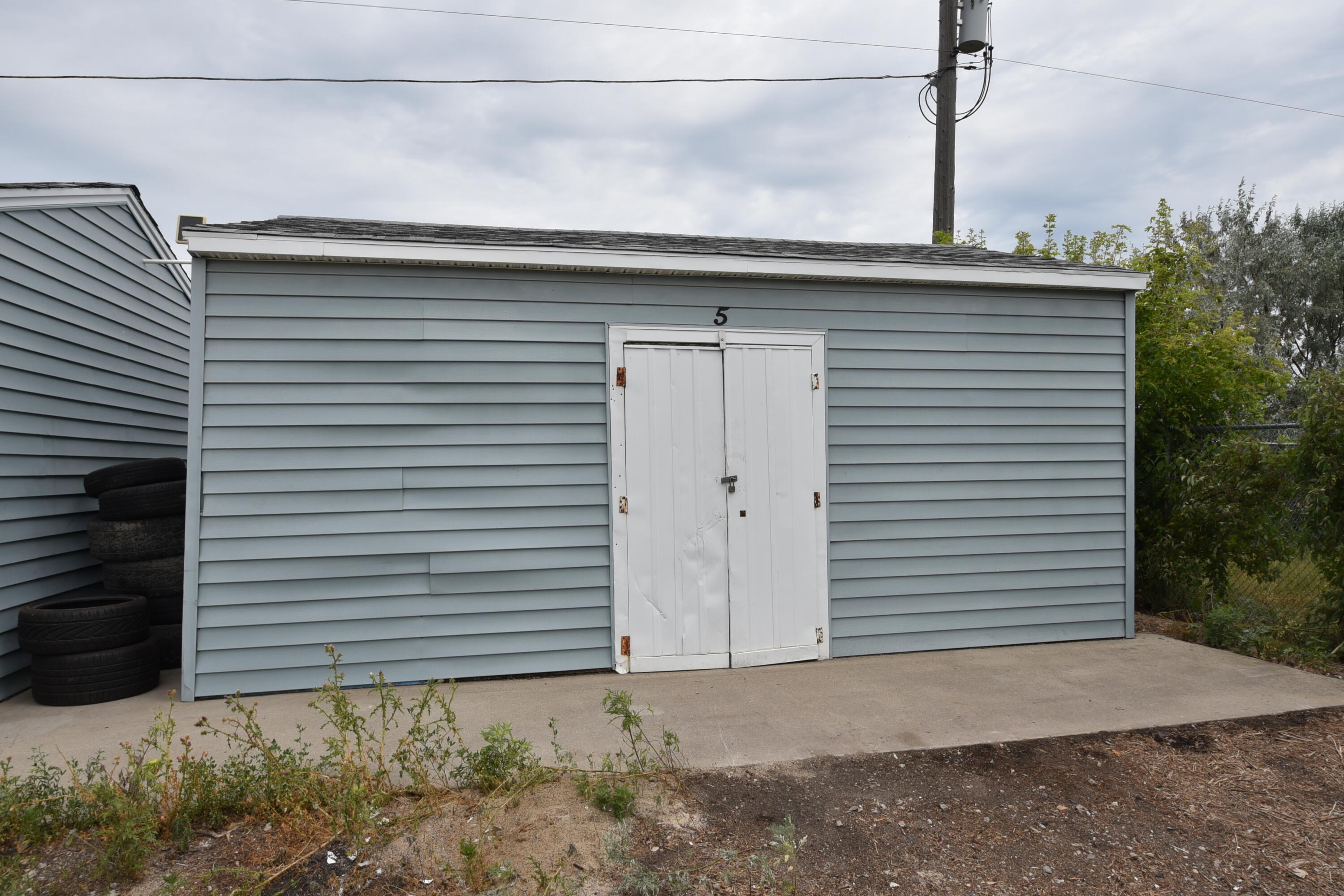 1800 Main Avenue E Property Photo 20