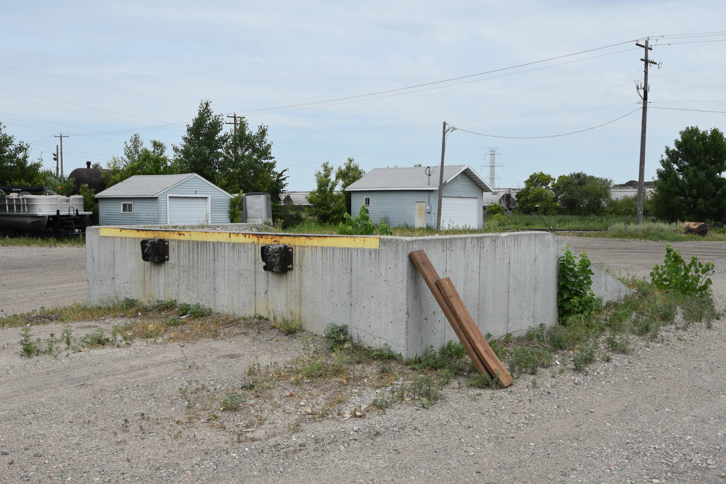 1800 Main Avenue E Property Photo 23