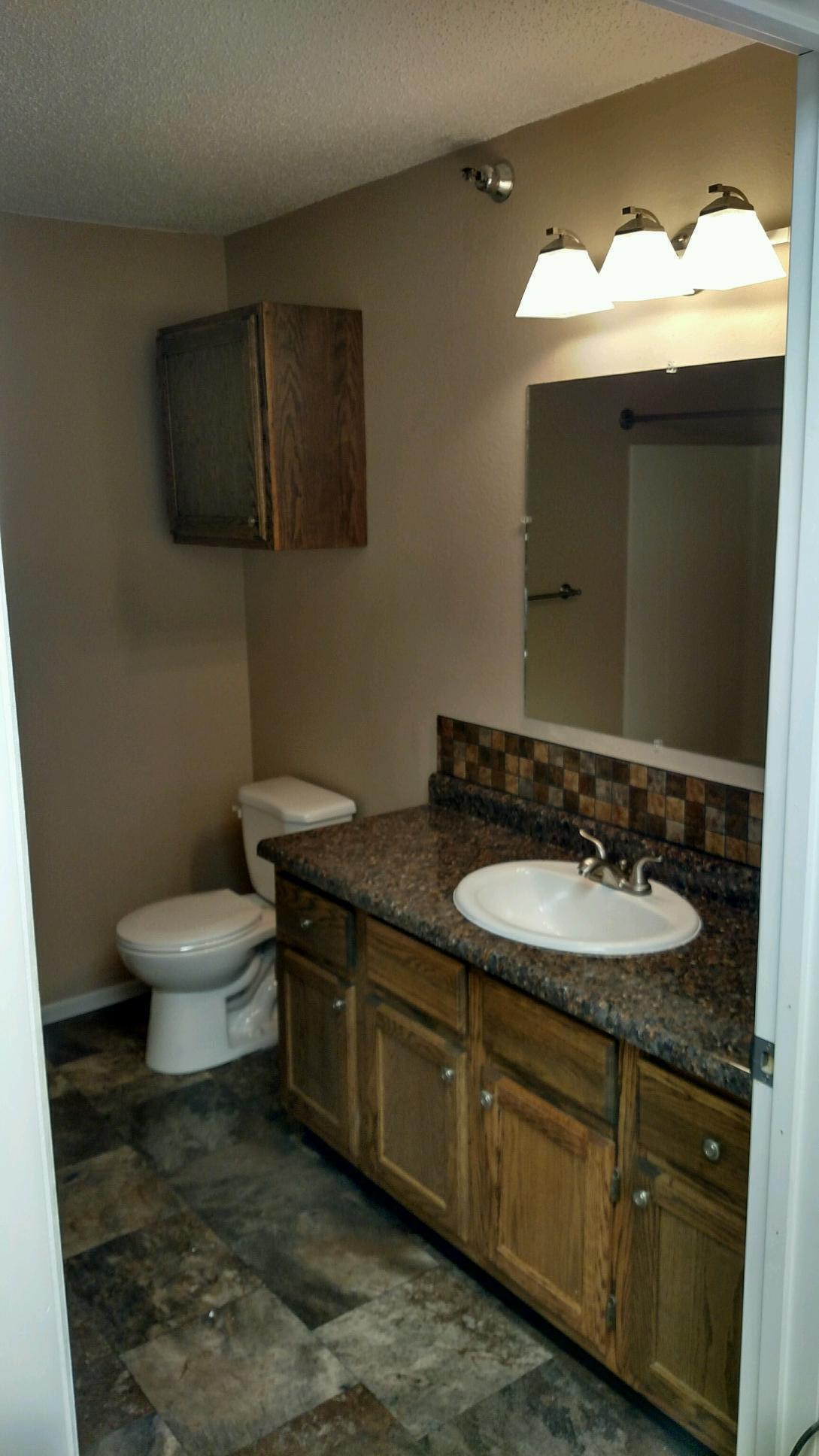 110 Main Avenue S Property Photo 6