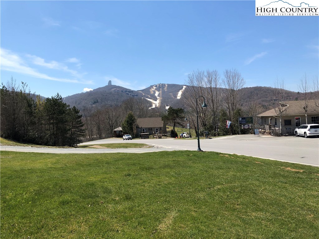 395 Cross Park Drives Property Photo 1