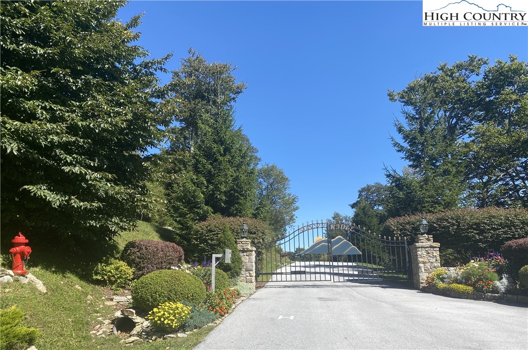 76 Sunset Strip Road Property Photo 1