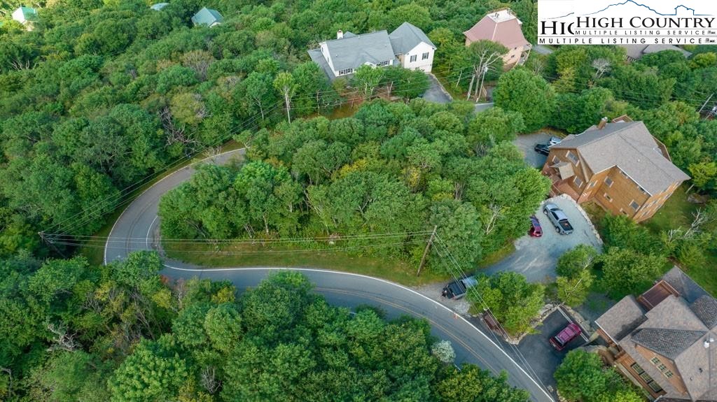 #303 N Pinnacle Ridge Road Property Photo 3
