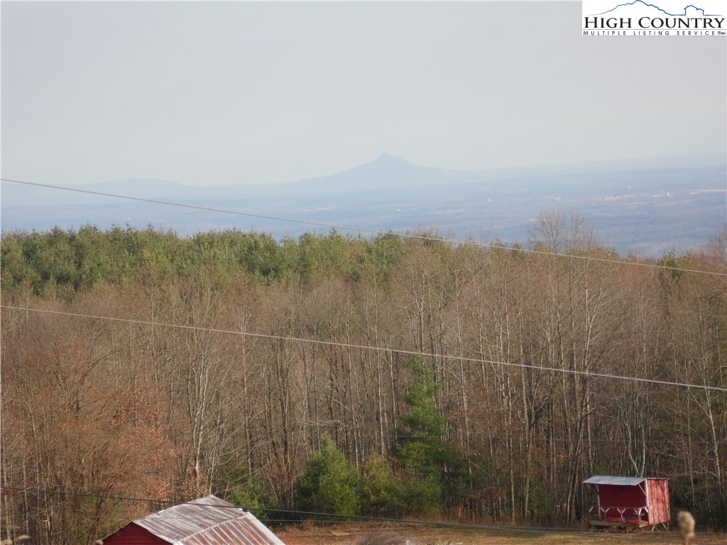 4143 Mountain View Road Property Photo 2