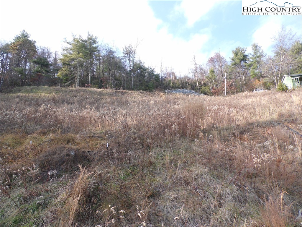 4143 Mountain View Road Property Photo 5