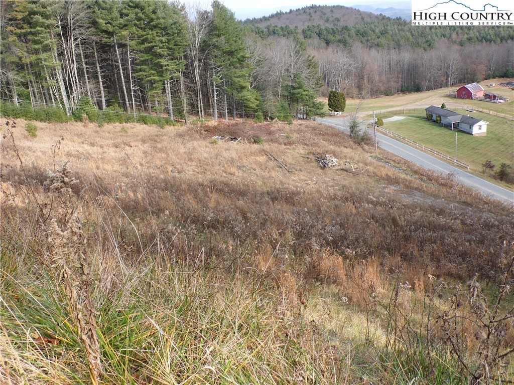 4143 Mountain View Road Property Photo 13