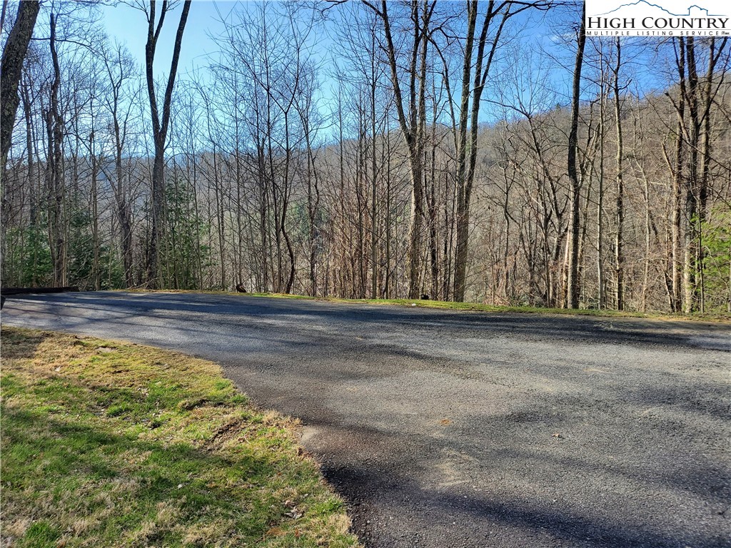 128 Bryce Way Property Photo 2