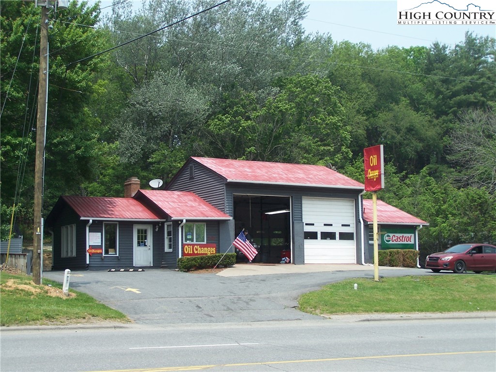 1505 S U. S. Highway 421 Property Photo 1