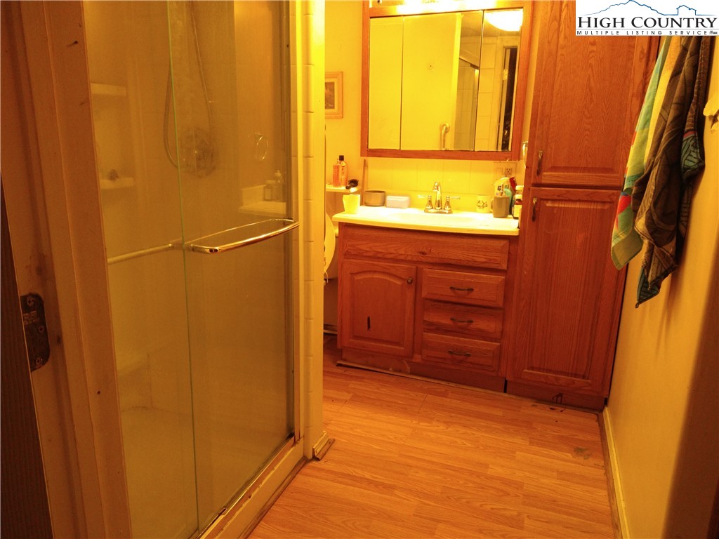 178 Joe Place Property Photo 9