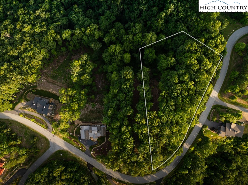 1265 Reynolds Parkway Property Photo 6