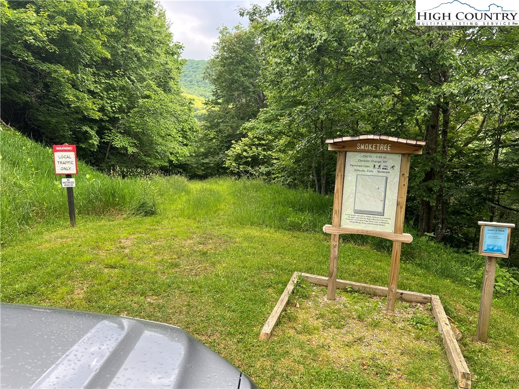 111 Smoketree Road Property Photo 1