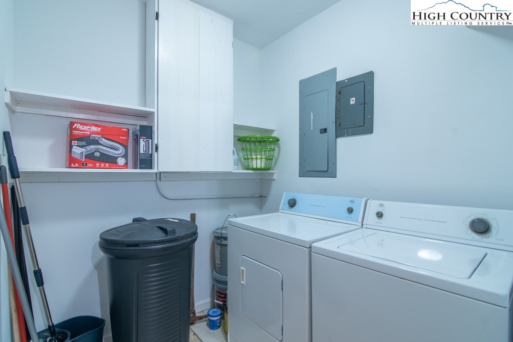 40 Yuri Lane Property Photo 35