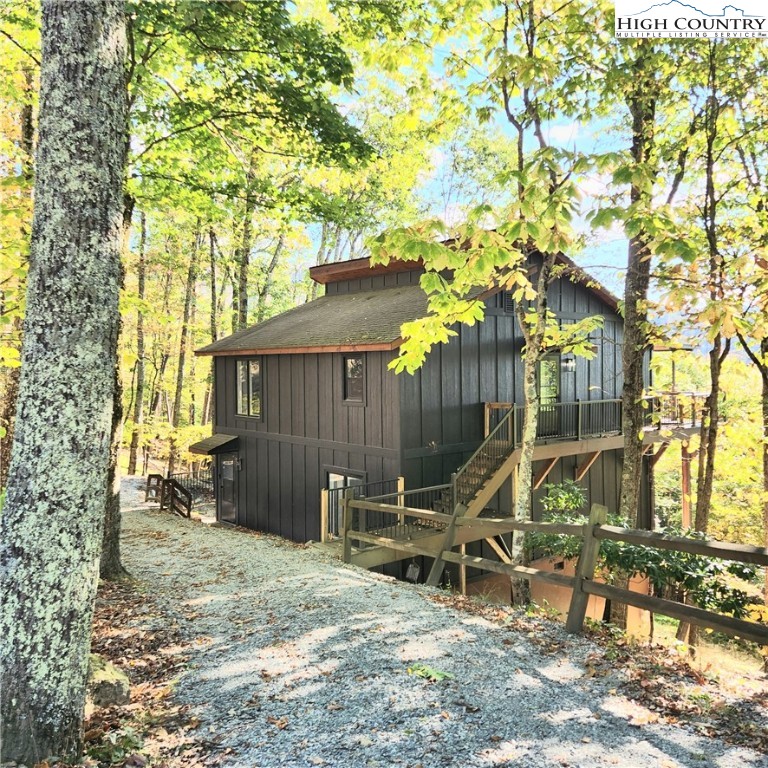523 Pine Ridge Road Property Photo 1