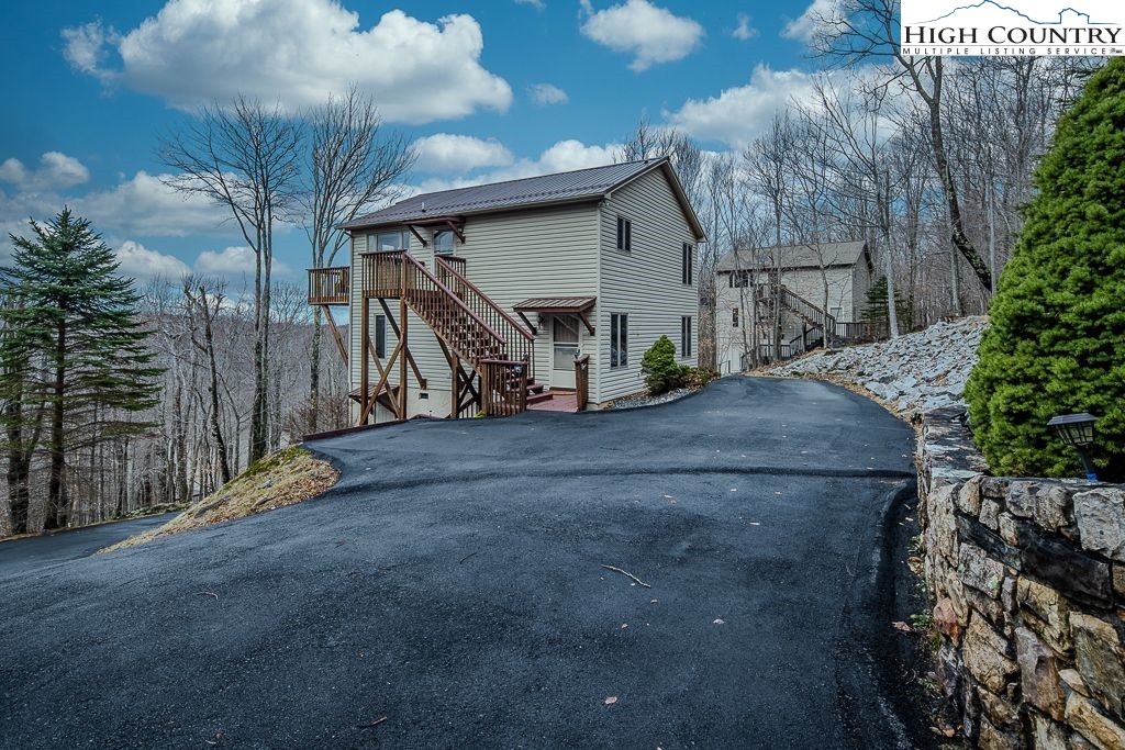 113 Aster Trail Property Photo 33