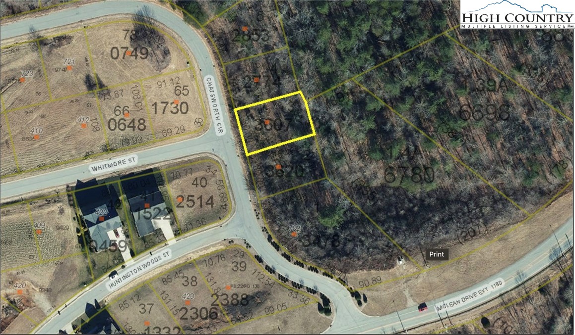 708 Se Chatsworth Street Property Photo 3