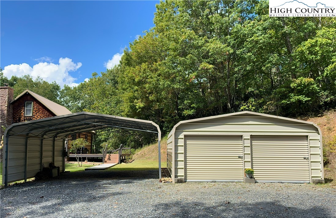 2259 Grassy Creek Road Property Photo 21