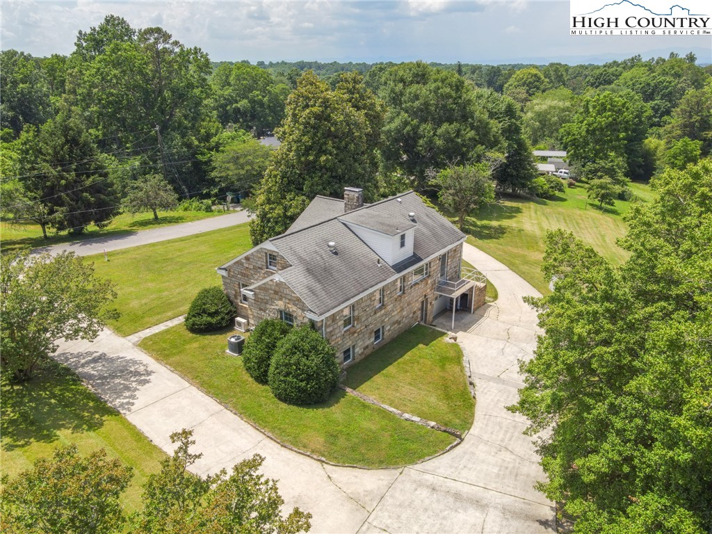 112 Ne Bleynat Street Property Photo 5