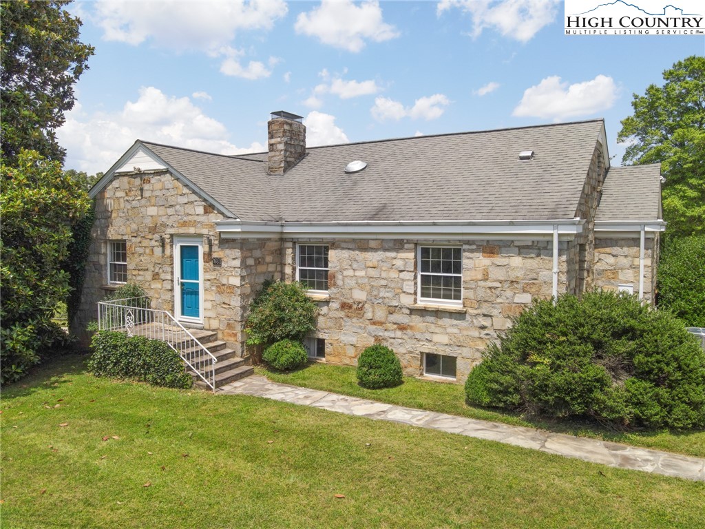 112 Ne Bleynat Street Property Photo 12