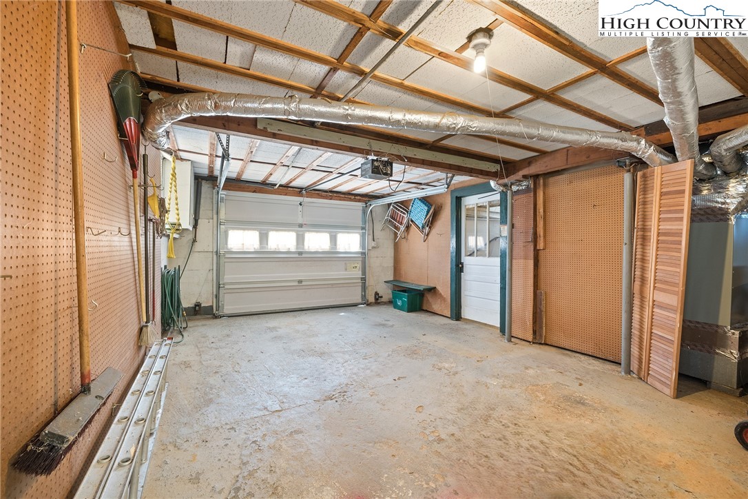 112 Ne Bleynat Street Property Photo 43