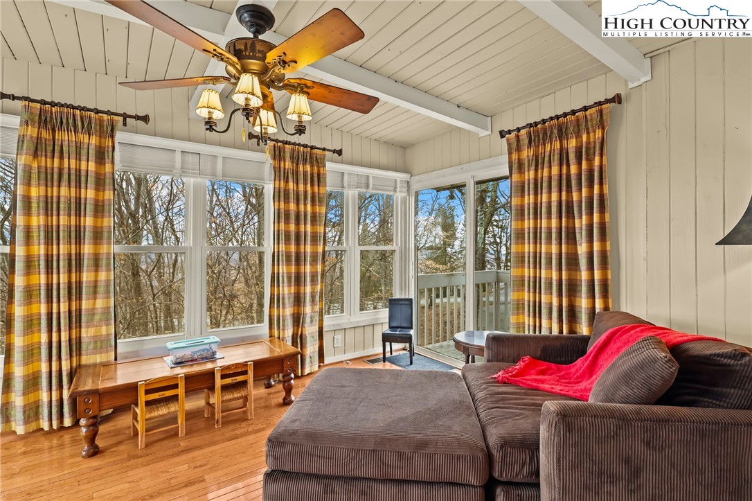 207 Pinnacle Ridge Road Property Photo 17