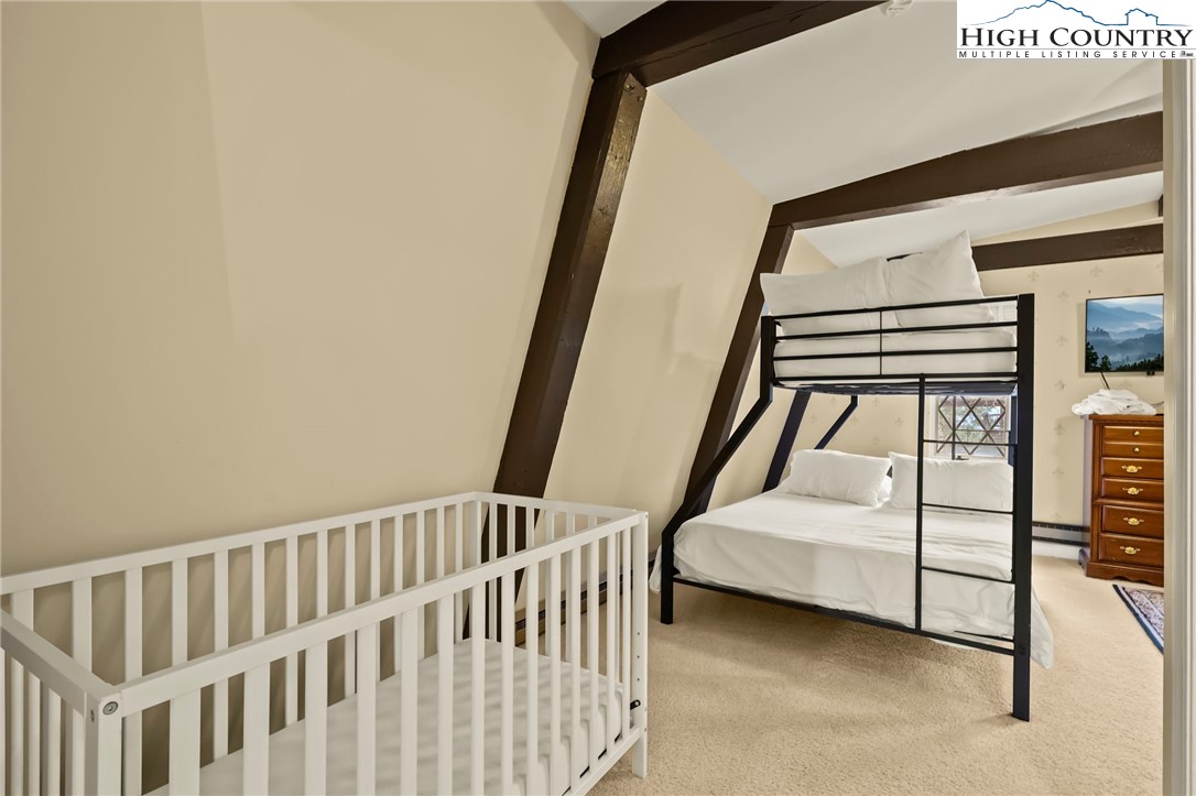 207 Pinnacle Ridge Road Property Photo 45