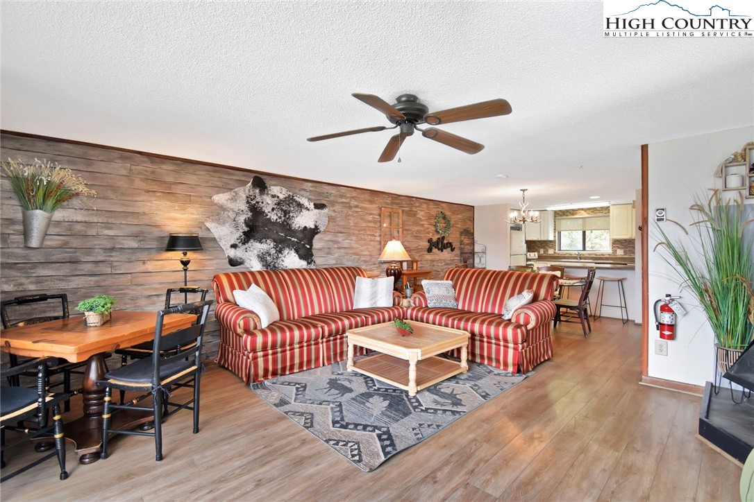 1040 Sugar Mountain Drive D21 Property Photo 8