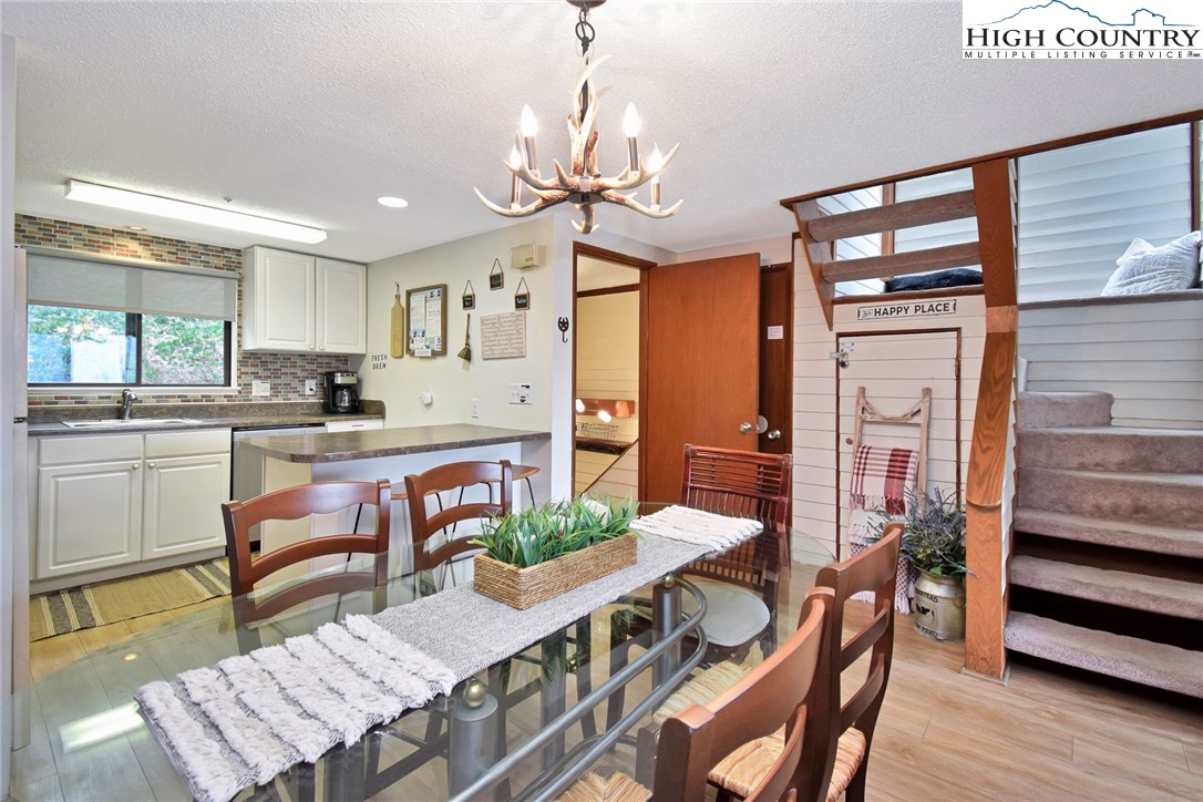 1040 Sugar Mountain Drive D21 Property Photo 11