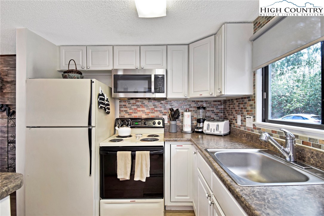 1040 Sugar Mountain Drive D21 Property Photo 14