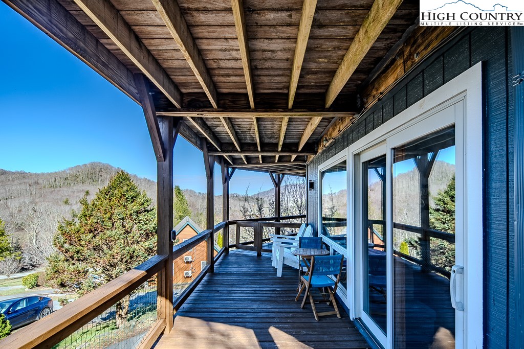 270 Elk Hill Drive Property Photo 40