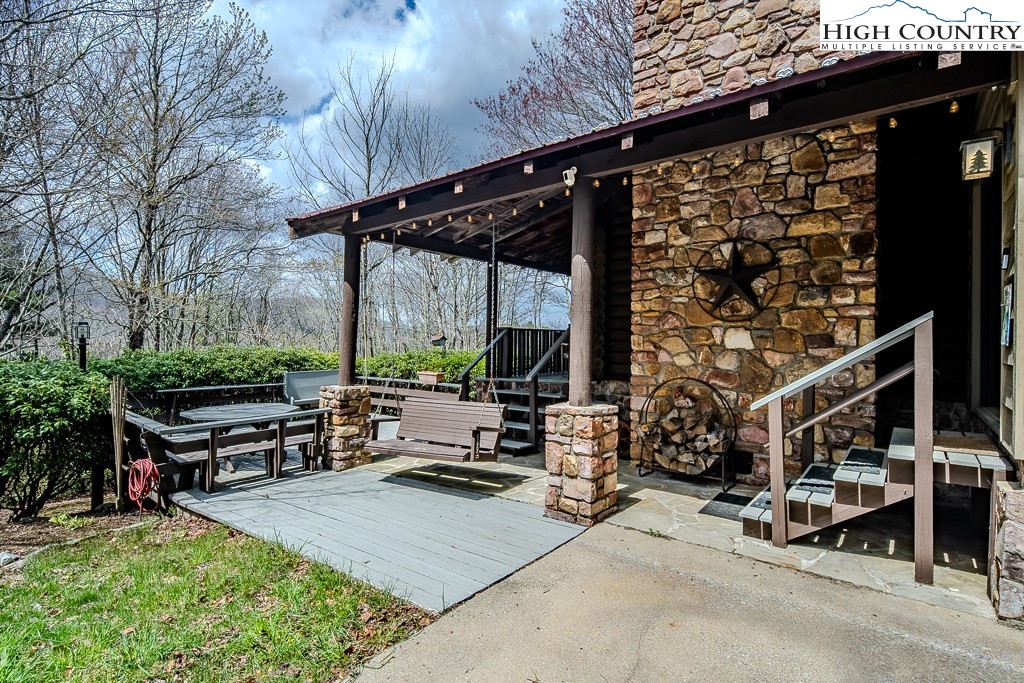 80 Avery County High School Road Property Photo 1