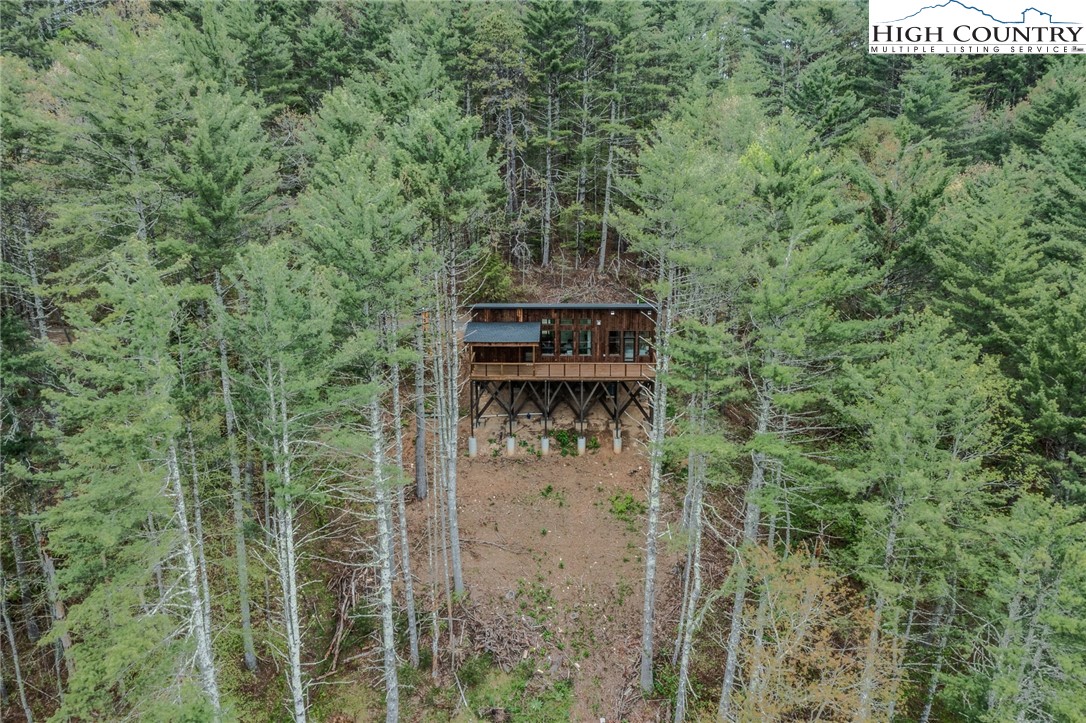 281 New River Farms Road Property Photo 1