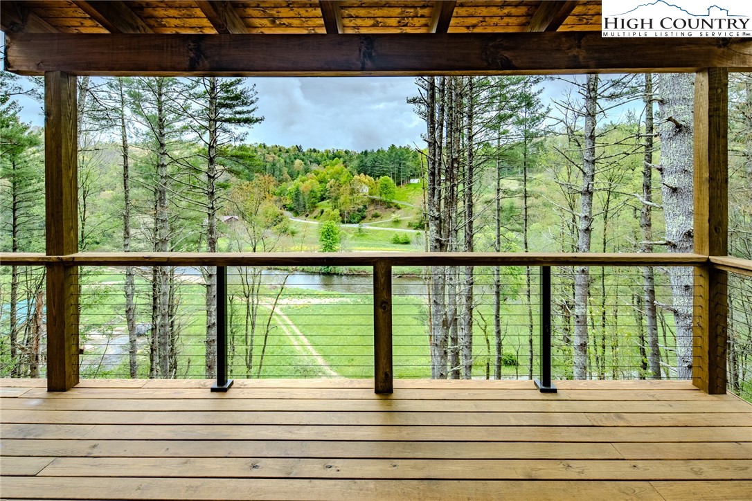 281 New River Farms Road Property Photo 35