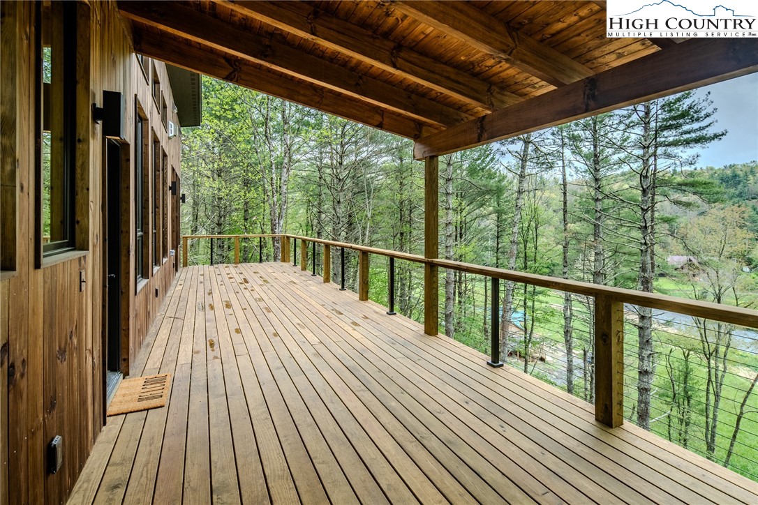 281 New River Farms Road Property Photo 36