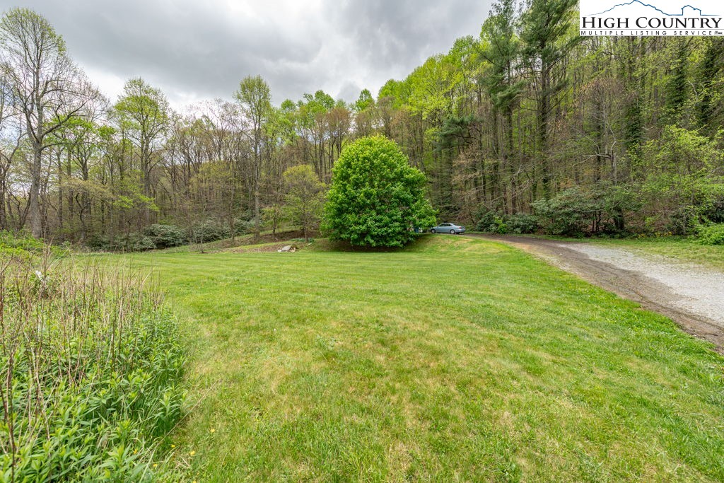 2137 Nc Highway 105 Property Photo 12