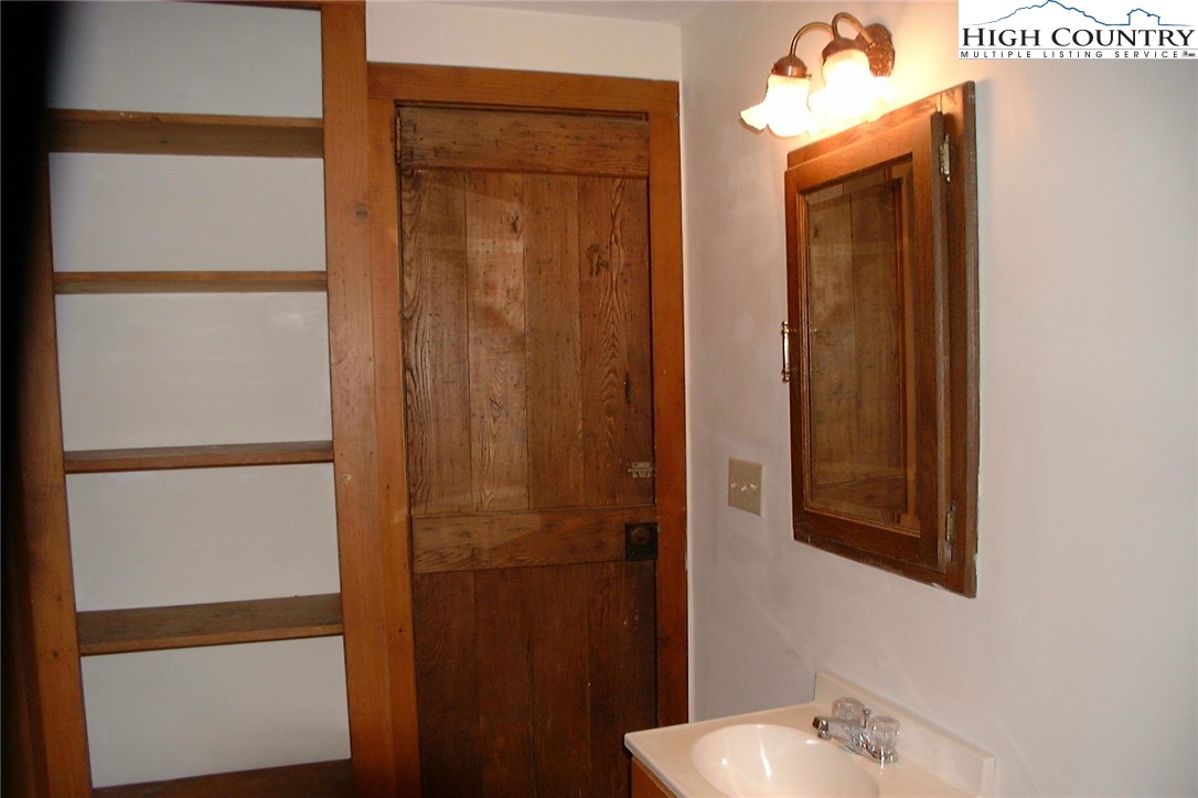 2137 Nc Highway 105 Property Photo 26