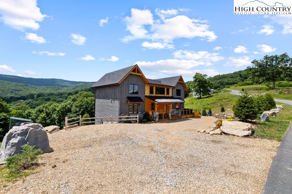 1030 High Valley Overlook Property Photo 6