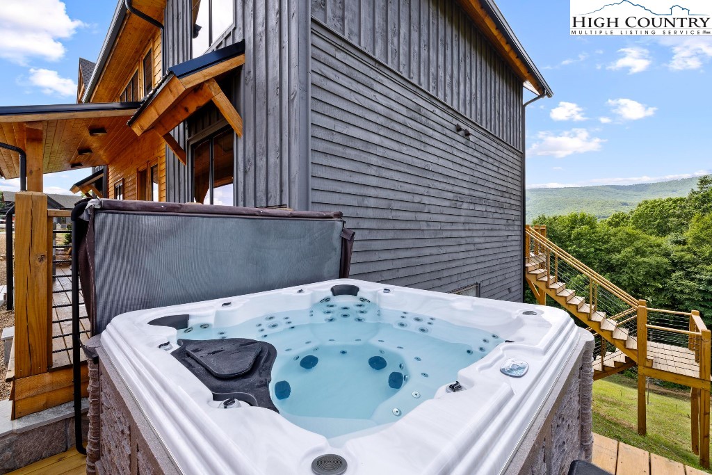 1030 High Valley Overlook Property Photo 9