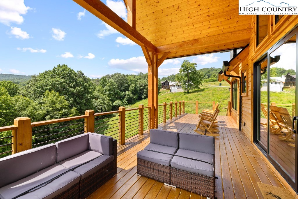 1030 High Valley Overlook Property Photo 10