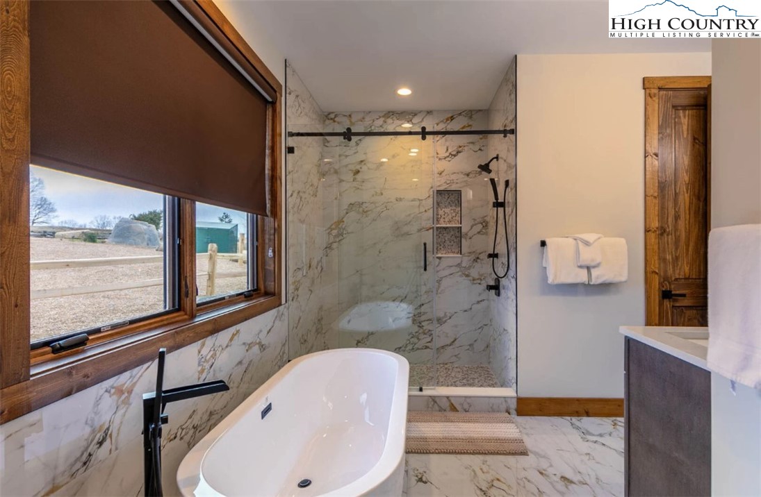 1030 High Valley Overlook Property Photo 19