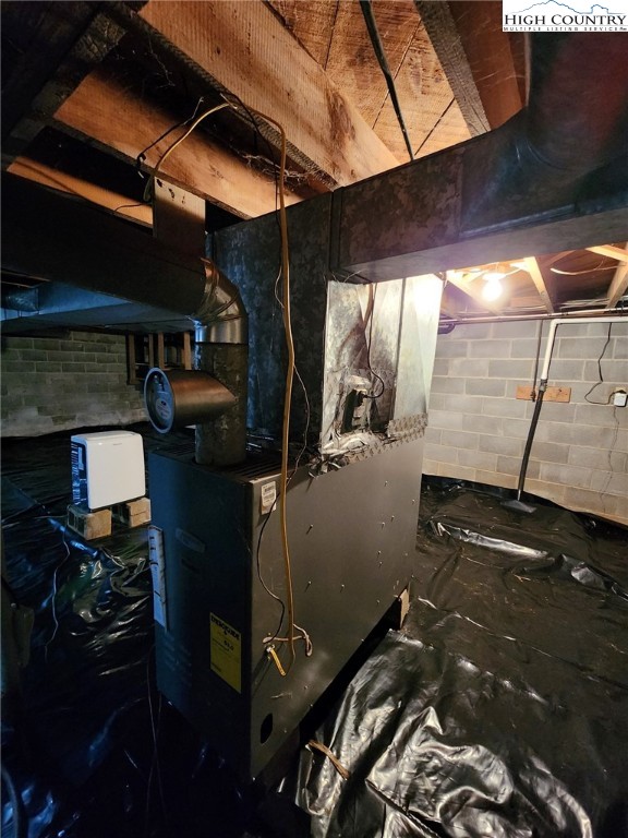 6104 Howards Creek Road Property Photo 49